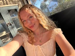 Chloe Lind