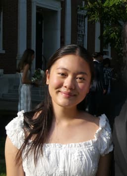 Eilena Ding