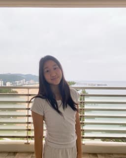 Carol Lee